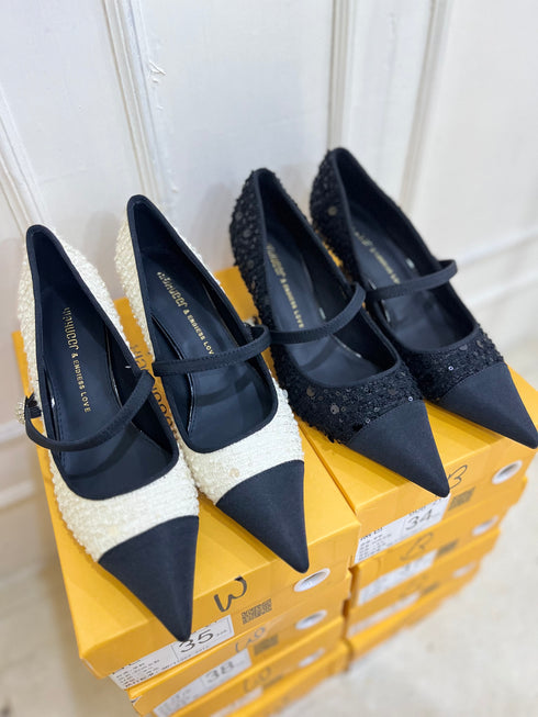 Ladies Elegant Pointy Toe Buckle Heels